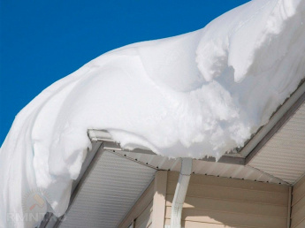 Памятка - Меры безопасности при сходе снега и падении сосулек с крыш зданий